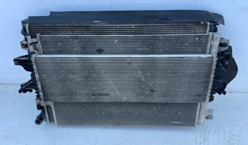 VOLKSWAGEN TRANSPORTER full