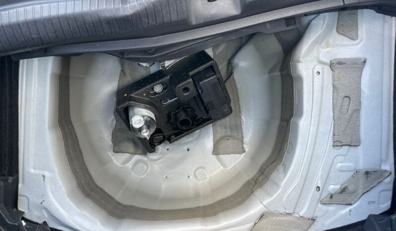 VOLKSWAGEN POLO full