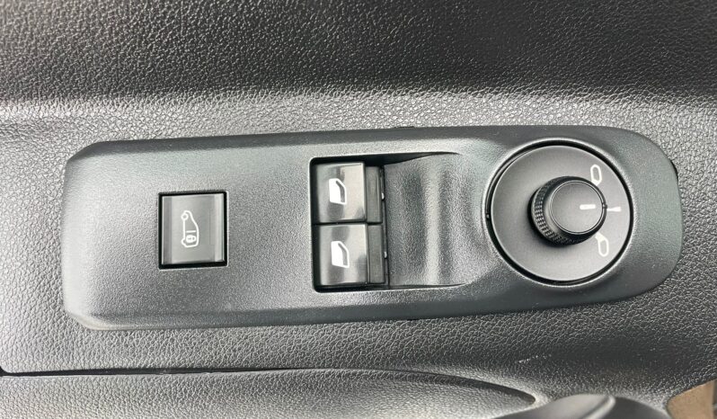 PEUGEOT PARTNER full