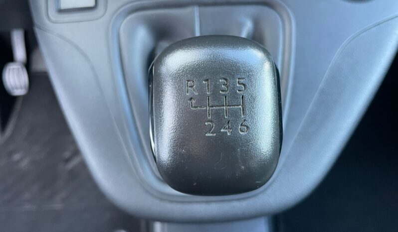 PEUGEOT PARTNER full