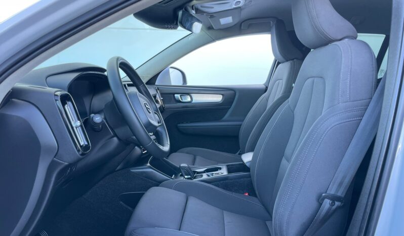 VOLVO XC40 full