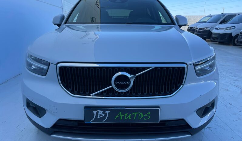 VOLVO XC40 full