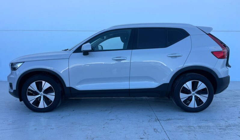 VOLVO XC40 full