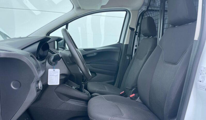 FORD TRANSIT COURIER full