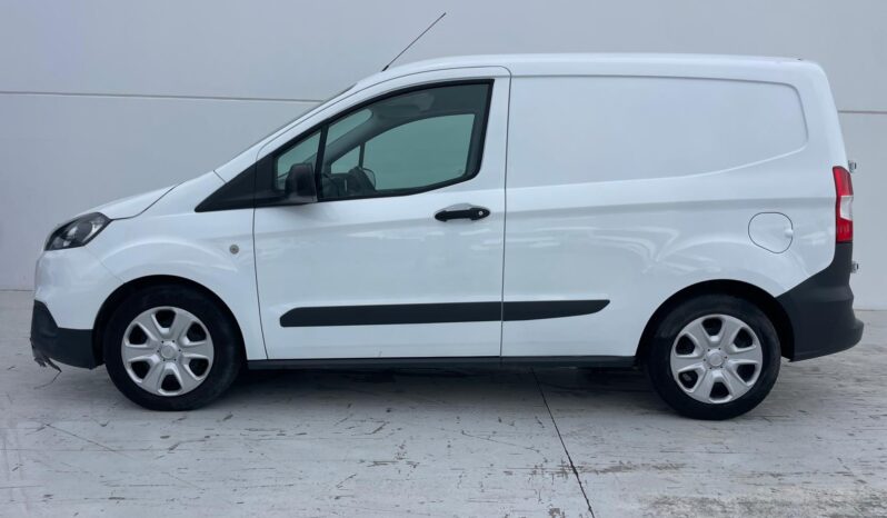 FORD TRANSIT COURIER full