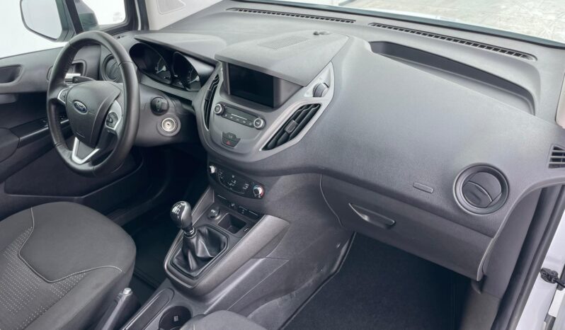 FORD TRANSIT COURIER full