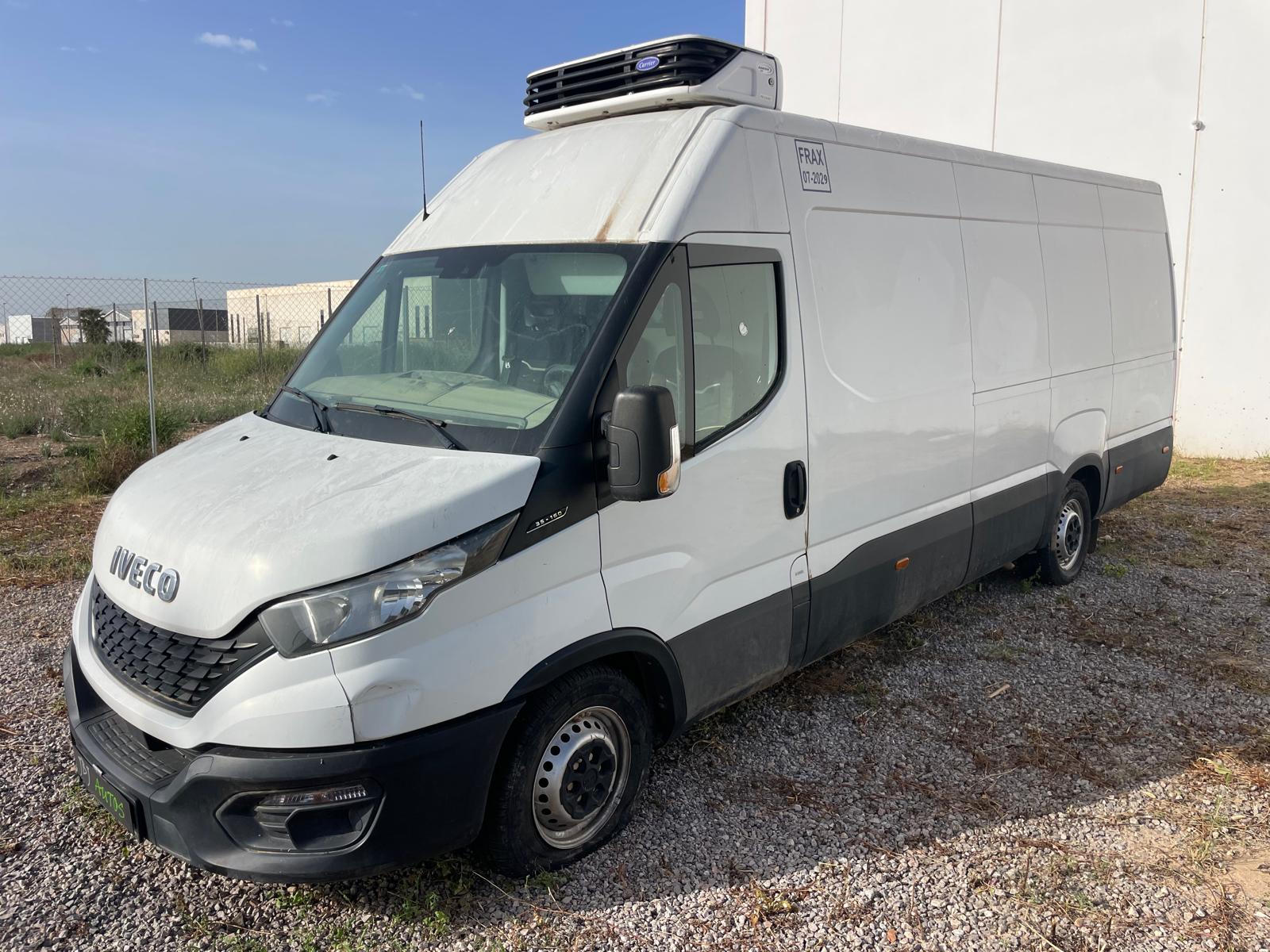 IVECO FURGON