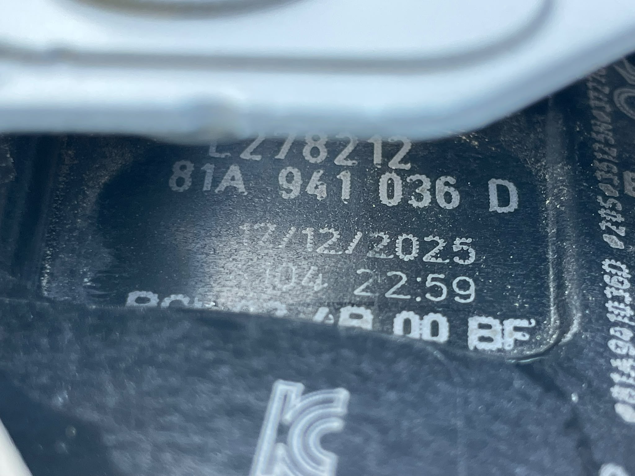 1786189635853