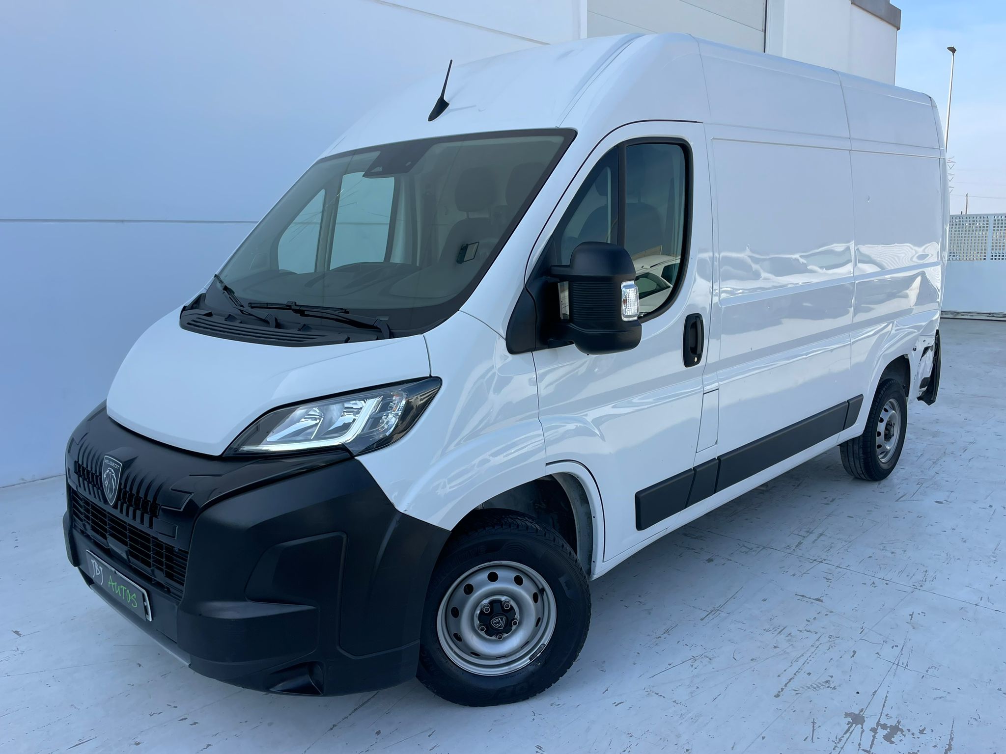 Lee más sobre el artículo PEUGEOT BOXER