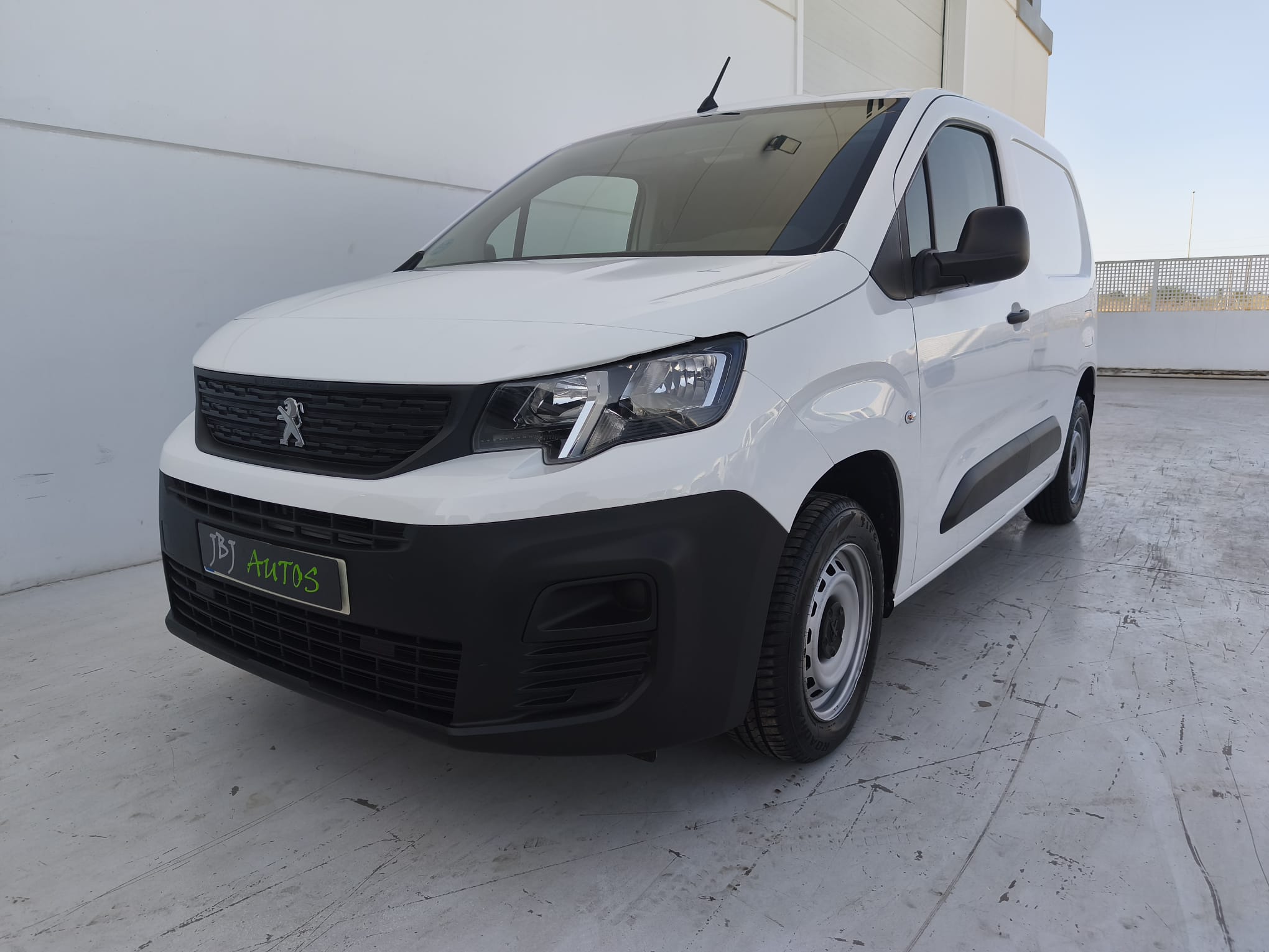 Lee más sobre el artículo PEUGEOT PARTNER