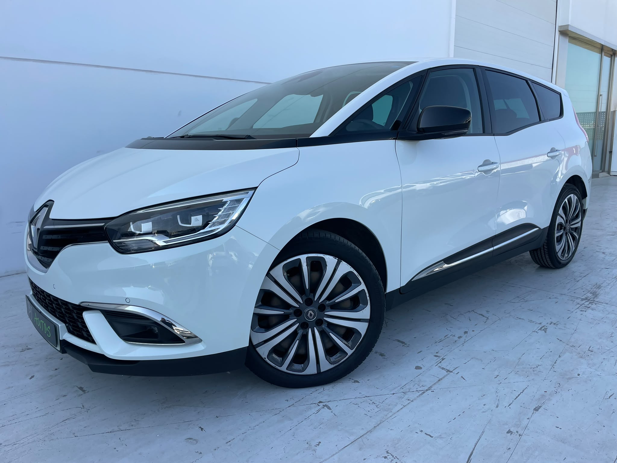 RENAULT GRAND SCENIC